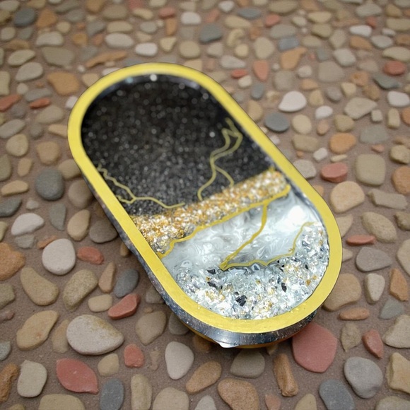 Hand Crafted Other - Gold Resin Tray – Handmade Vanity & Jewelry Dish